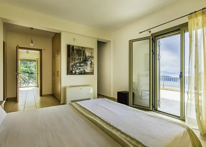 Inna Villa Mikros Gialos